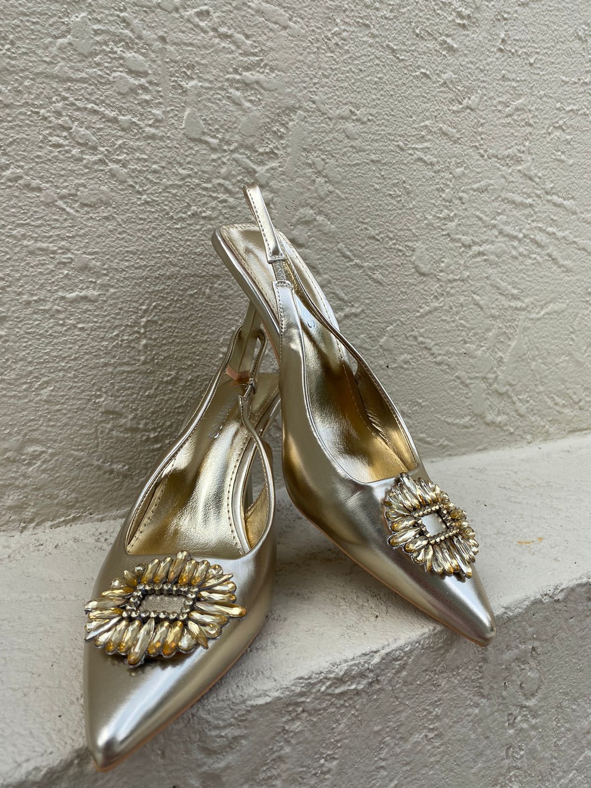 PRADA DORADO
