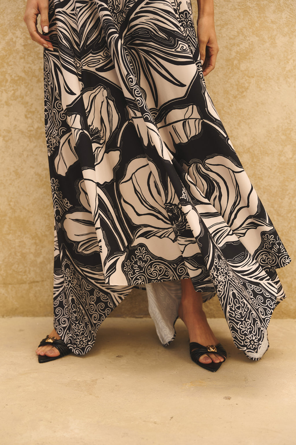 SAMIRA DRESS