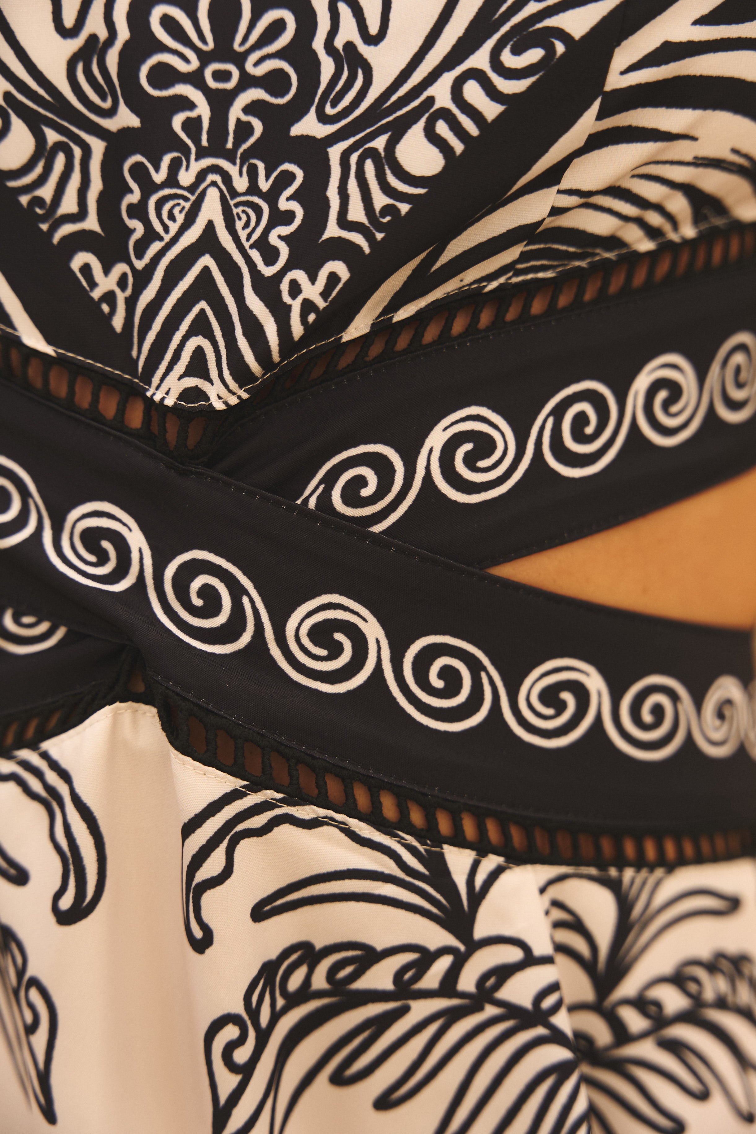 SAMIRA DRESS